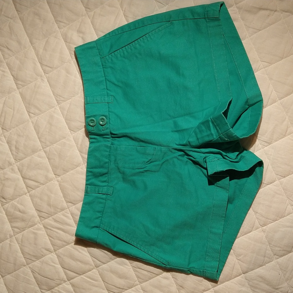 Vineyard Vines shorts